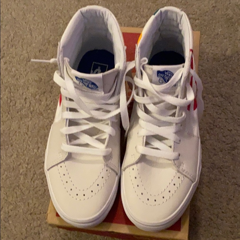 VANS Brand new Kids Hightop for boy or girl!!